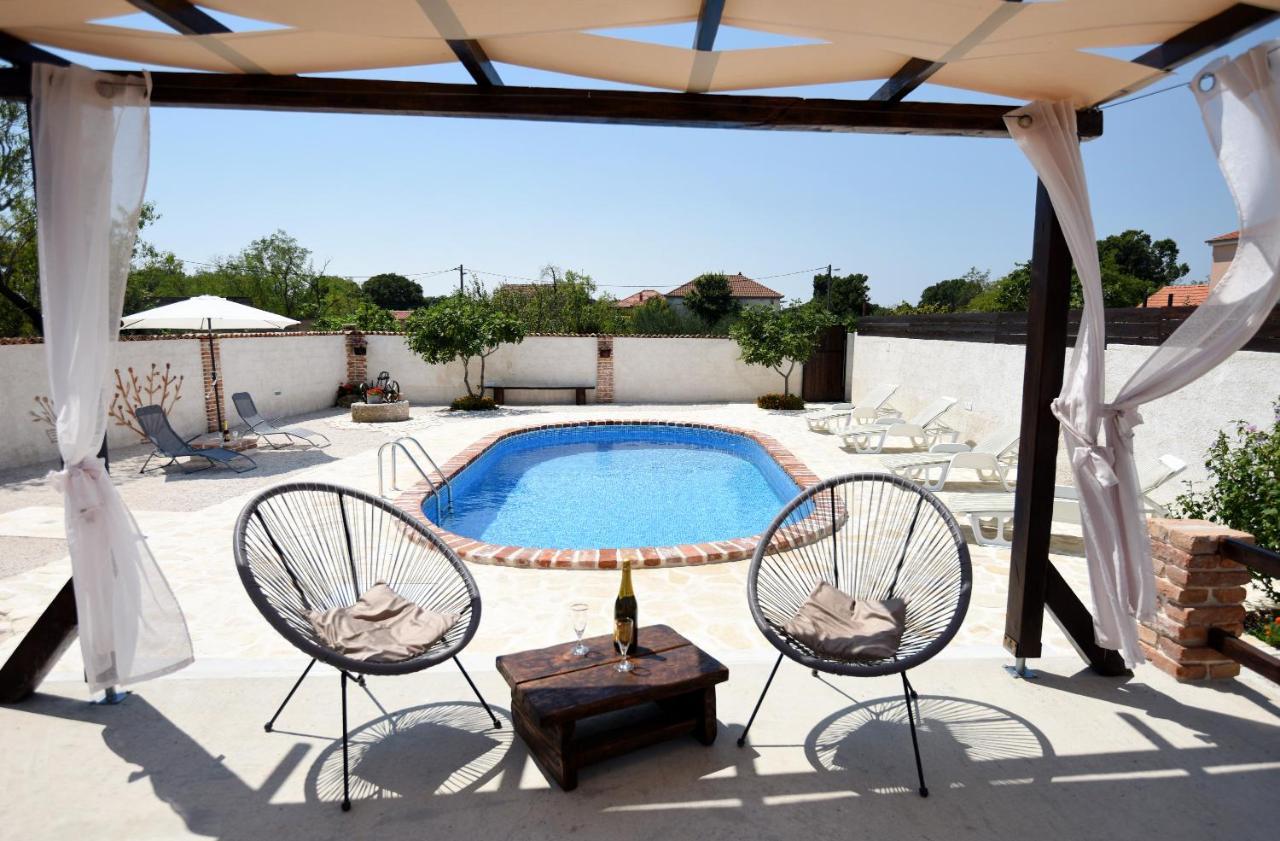 House & Apartment Palaca Donji Zemunik Екстер'єр фото