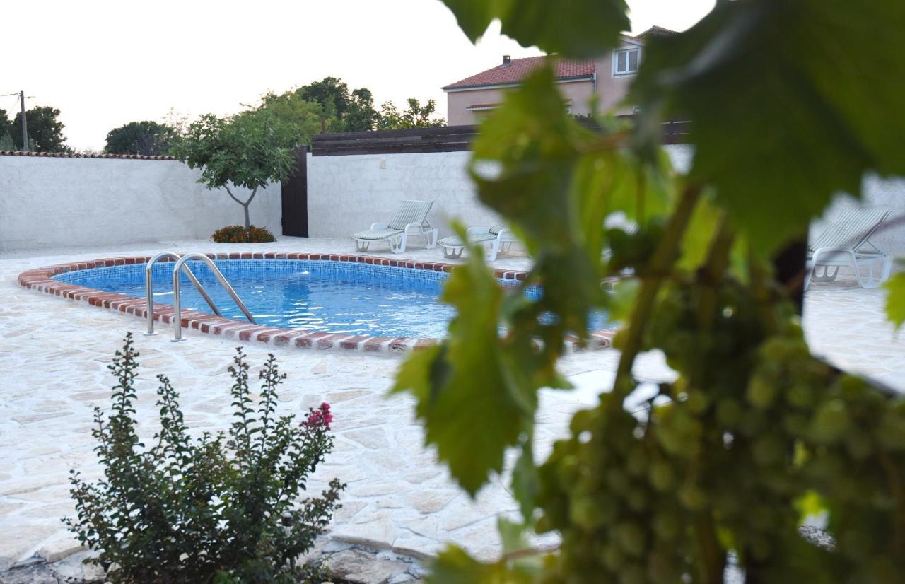 House & Apartment Palaca Donji Zemunik Екстер'єр фото
